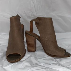 brand new lucky brand booties!